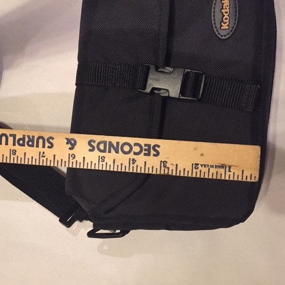 Kodak Camera Crossbody bag black purse - Picture 12 of 15